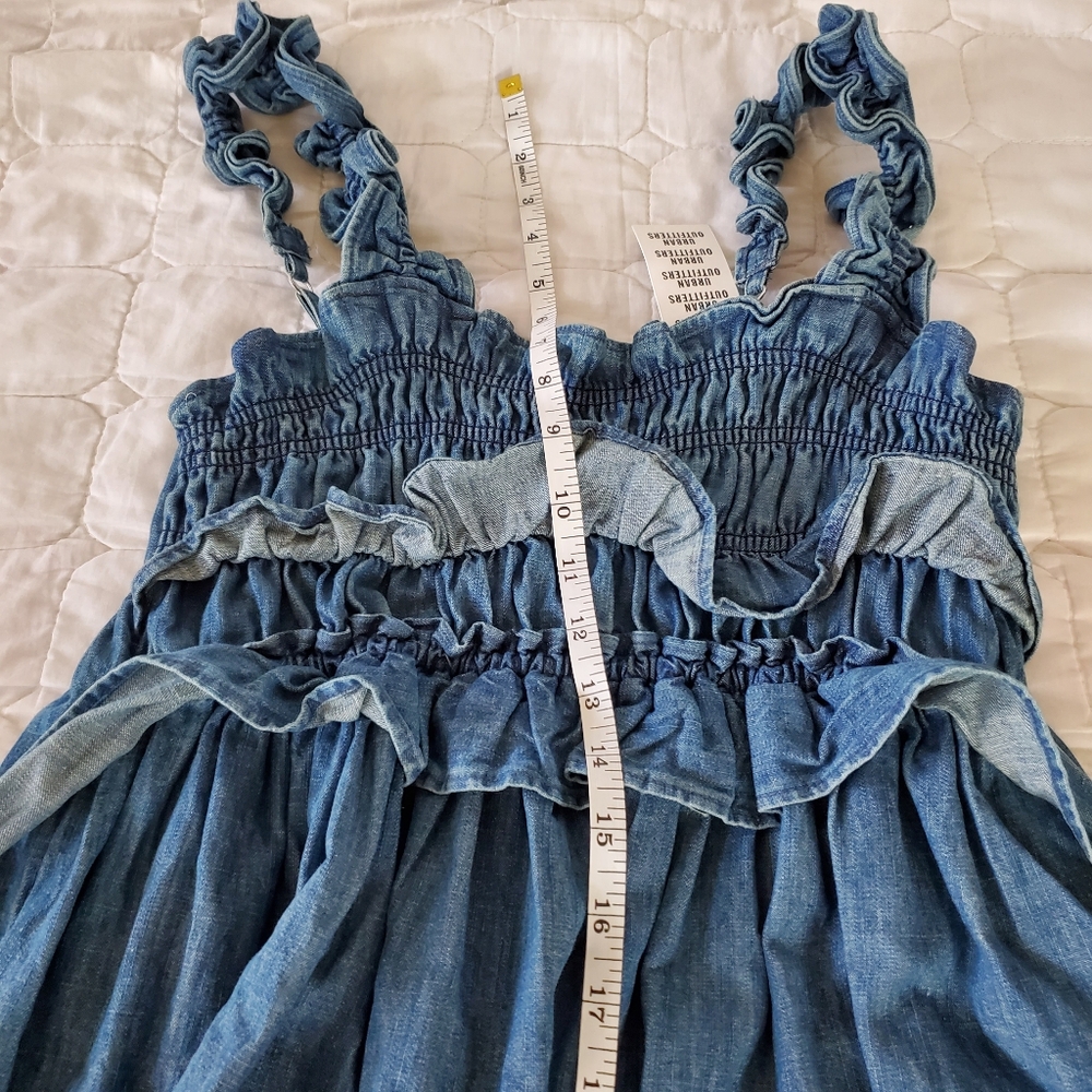 Dress - Picture 9 of 16